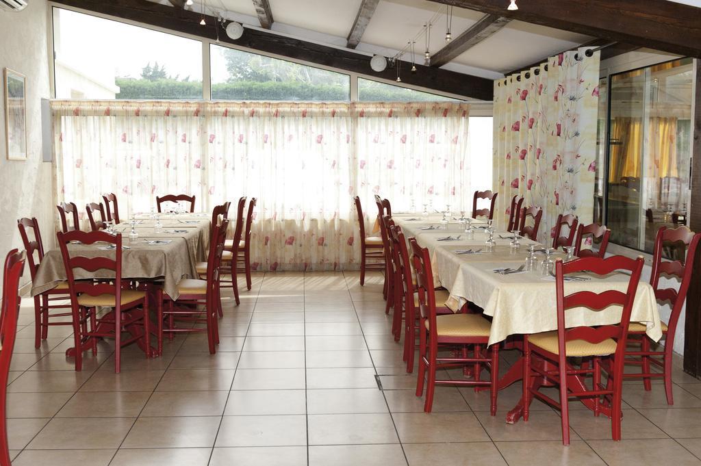 Vtf Les Florans Hotel Bédoin Buitenkant foto