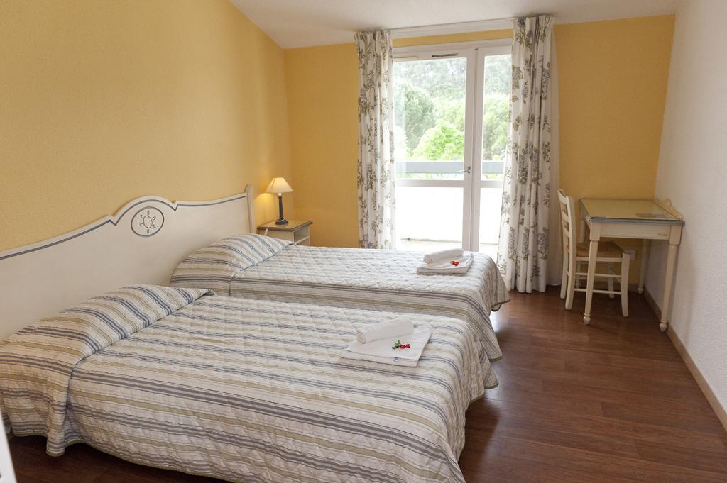Vtf Les Florans Hotel Bédoin Buitenkant foto