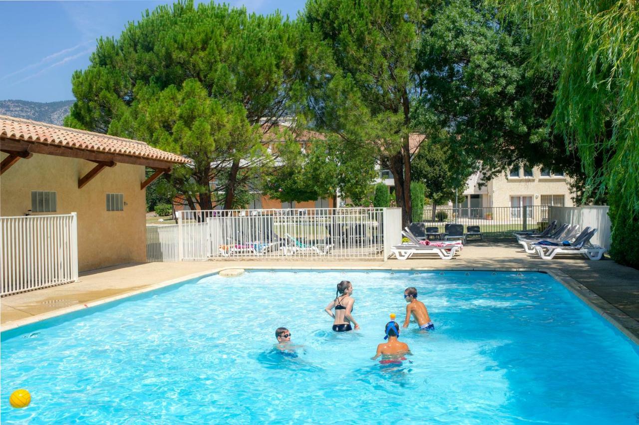 Vtf Les Florans Hotel Bédoin Buitenkant foto
